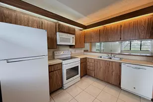 3515 Village Blvd, West Palm Beach, FL 33409 - Photo 2