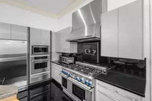 7172 Valencia Dr, Boca Raton, FL 33433 - Photo 12