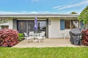515 Club Dr, Palm Beach Gardens, FL 33418 - Photo 12