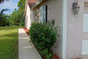 1704 Boardman Ave, Mangonia Park, FL 33407 - Photo 8