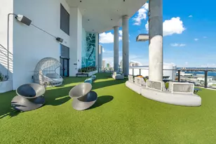 398 NE 5th St, Miami, FL 33132 - Photo 36