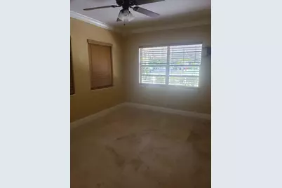812 Dogwood Road, North Palm Beach, FL 33408 - Photo 10