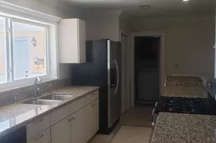 812 Dogwood Rd, North Palm Beach, FL 33408 - Photo 6