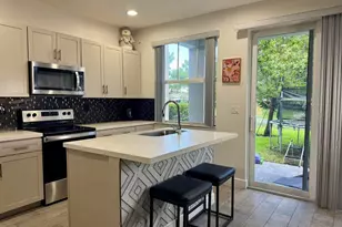 4906 NW 48th Terrace, Tamarac, FL 33319 - Photo 2