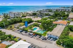 2060 NE 1st St, Deerfield Beach, FL 33441 - Photo 2