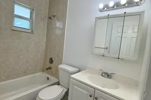 2925 NE 7th Ave, Pompano Beach, FL 33064 - Photo 6