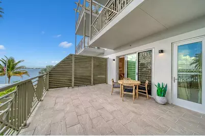 41 SW Seminole Street, Unit #205, Stuart, FL 34994 - Photo 4