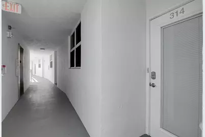 2731 NE 14th St Causeway, Unit #314, Pompano Beach, FL 33062 - Photo 4
