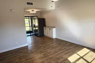 440 Glenwood Dr, West Palm Beach, FL 33415 - Photo 10