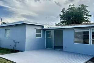 790 Sarazen Dr, West Palm Beach, FL 33413 - Photo 14