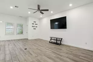 1041 SW Dartmouth Ave, Port Saint Lucie, FL 34953 - Photo 8