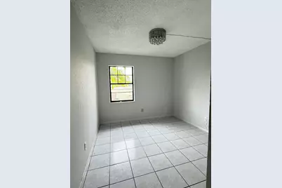 692 SW Veronica Avenue, Port Saint Lucie, FL 34953 - Photo 6