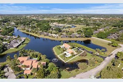 2211 Las Casitas Drive, Wellington, FL 33414 - Photo 1