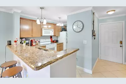 4855 Via Palm Lakes, Unit #902, West Palm Beach, FL 33417 - Photo 2