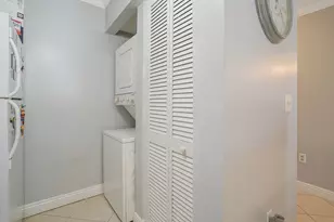 4855 Via Palm Lakes, West Palm Beach, FL 33417 - Photo 6