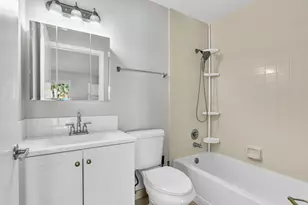 112 Meadows Cir, Boynton Beach, FL 33436 - Photo 20