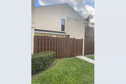 641 Executive Center Drive, Unit #P-105, West Palm Beach, FL 33401 - Photo 2
