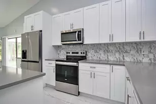 14193 80th Ln N, Loxahatchee, FL 33470 - Photo 12