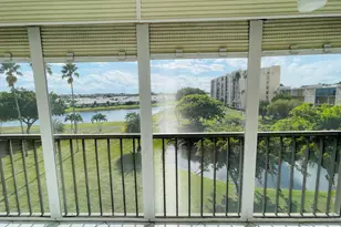 6936 Huntington Ln, Delray Beach, FL 33446 - Photo 2