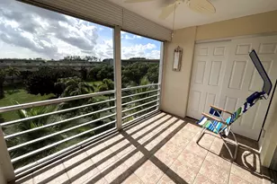 330 NE 26th Ave, Boynton Beach, FL 33435 - Photo 8