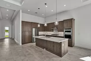 10215 Timber Crk Wy, Palm Beach Gardens, FL 33412 - Photo 6