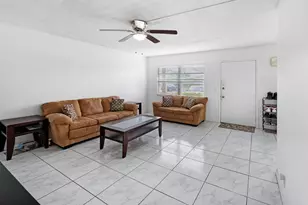 13550 SW 6th Ct, Pembroke Pines, FL 33027 - Photo 4
