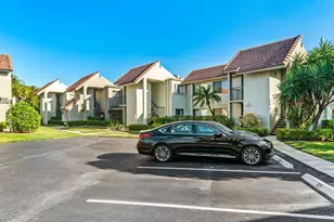 5589 Fairway Park Dr, Boynton Beach, FL 33437 - Photo 1