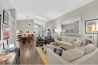 10888 Royal Caribbean Circle, Boynton Beach, FL 33437 - Photo 12