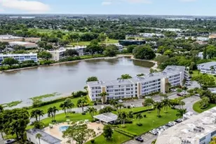 111 Greenbrier B, West Palm Beach, FL 33417 - Photo 16
