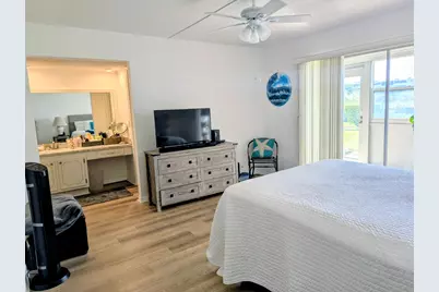 111 Greenbrier B, West Palm Beach, FL 33417 - Photo 8