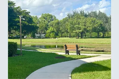 1100 Crestwood Court S, Unit #1104, Royal Palm Beach, FL 33411 - Photo 26