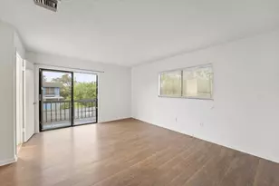 4749 Holly Lake Dr, Lake Worth, FL 33463 - Photo 14