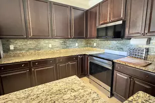 520 SW Dailey Ave, Port Saint Lucie, FL 34953 - Photo 4