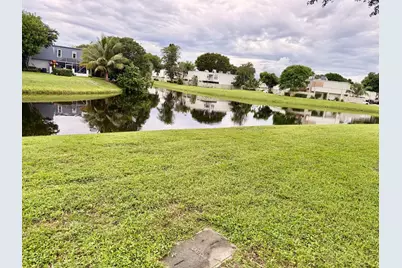 1602 Shaker Circle, Wellington, FL 33414 - Photo 2