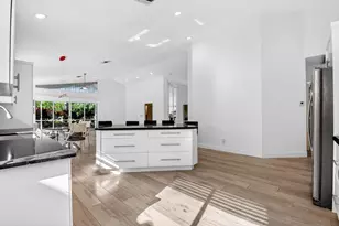11921 Fountainside Cir, Boynton Beach, FL 33437 - Photo 16
