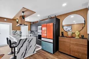 363 Washington Ave, Miami Beach, FL 33139 - Photo 2