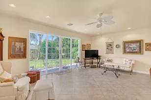 2560 NE 11th St, Pompano Beach, FL 33062 - Photo 4
