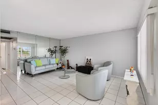 281 Dorset G, Boca Raton, FL 33434 - Photo 6