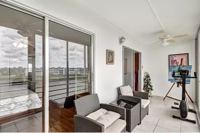 4089 Guildford E, Unit #E, Boca Raton, FL 33434 - Photo 10