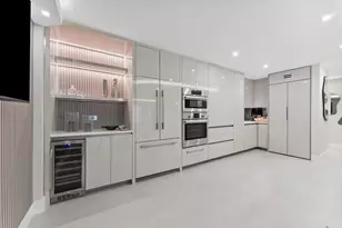 875 E Camino Real, Boca Raton, FL 33432 - Photo 10