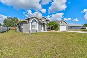 971 SW McComb Ave, Port Saint Lucie, FL 34953 - Photo 2