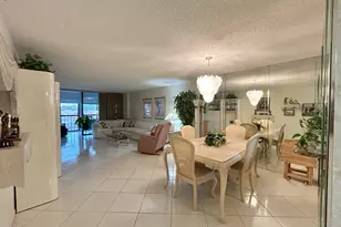 4725 Lucerne Lakes Blvd E, Lake Worth, FL 33467 - Photo 10