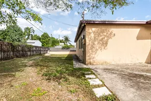 3500 SW 47 Ave Ave, West Park, FL 33023 - Photo 30