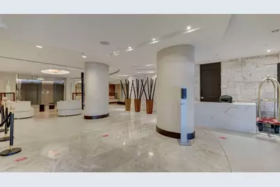 2555 Collins Avenue, Unit #606, Miami Beach, FL 33140 - Photo 34