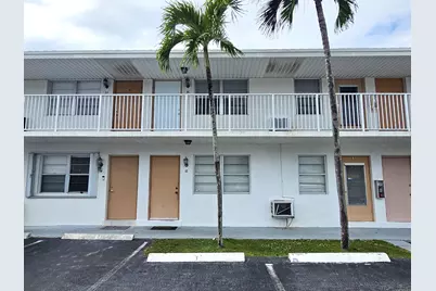 810 Lake Shore Drive, Unit #14, Lake Park, FL 33403 - Photo 1