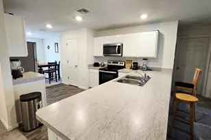 1346 SE Floresta Dr, Port Saint Lucie, FL 34983 - Photo 8