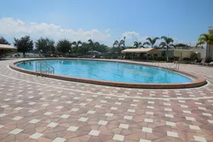 35 Somerset B, West Palm Beach, FL 33417 - Photo 34