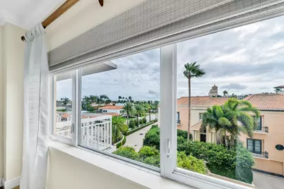 250 N Bradley Place, Unit #402, Palm Beach, FL 33480 - Photo 28