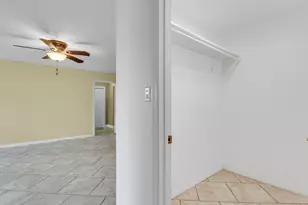 1166 Jordan Loop, Okeechobee, FL 34974 - Photo 10