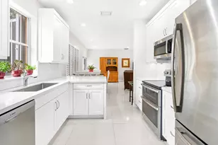 269 Live Oaks Ln, Jupiter, FL 33458 - Photo 8